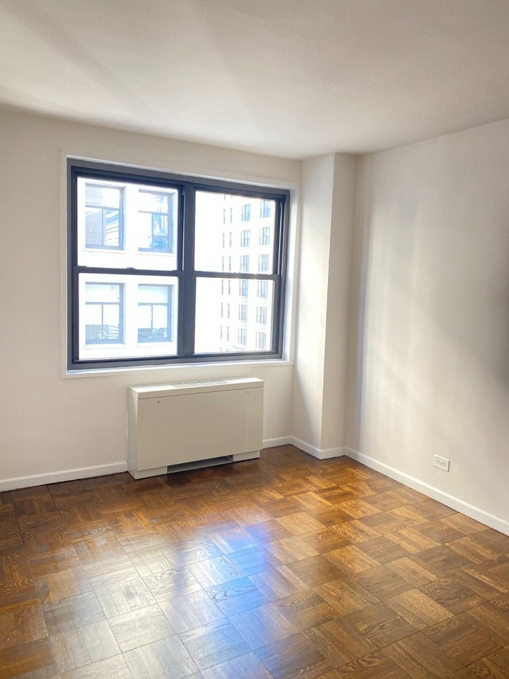 5th Ave #3C - Photo 2 of 6