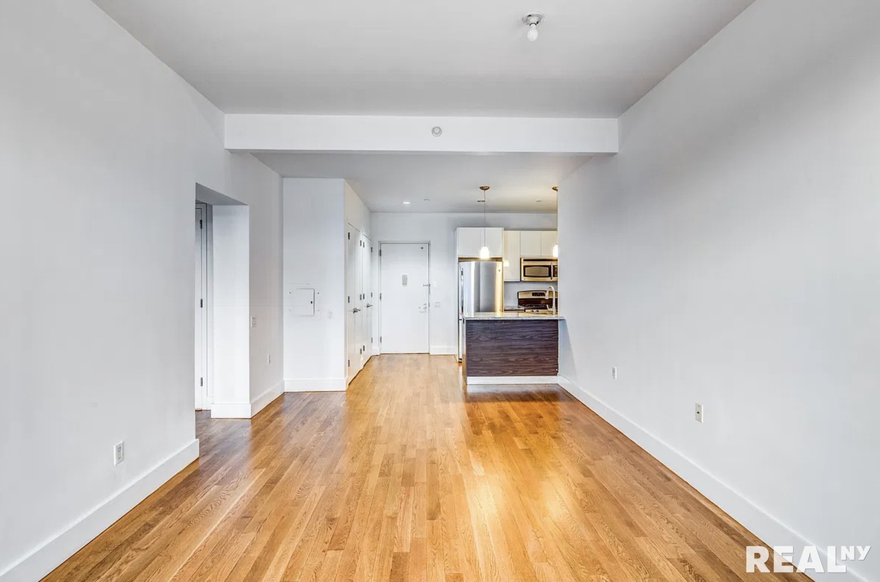Bergen St #209 - Photo 2 of 10