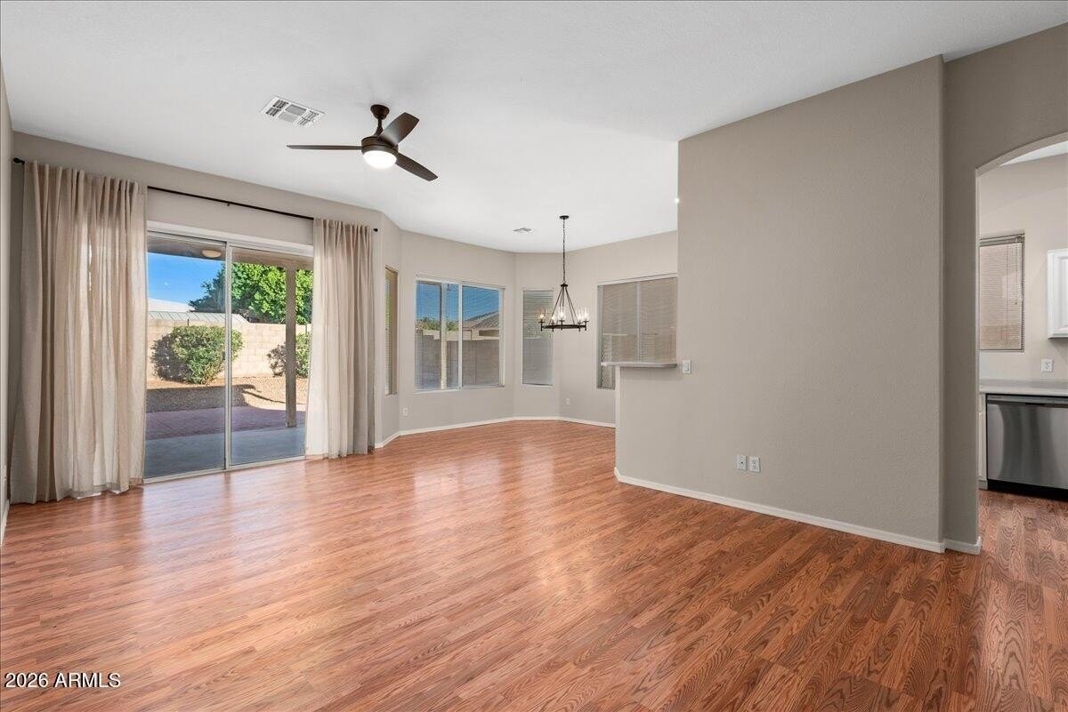 24225 N 39th Ave - Photo 4 of 28