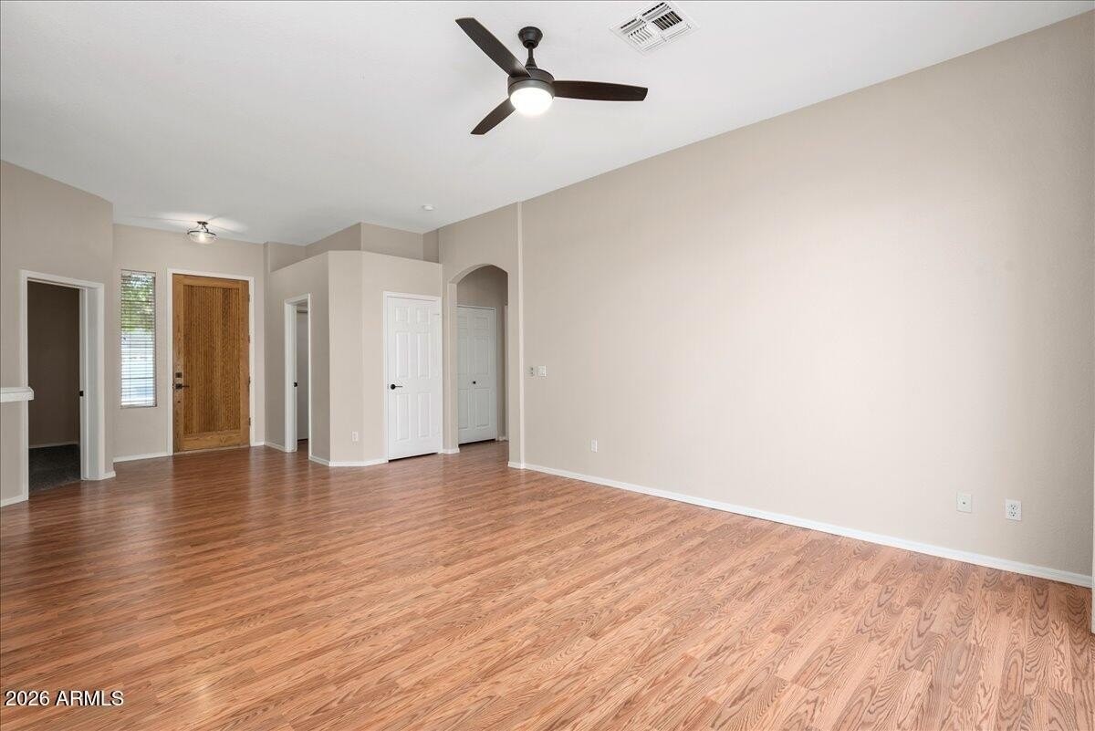 24225 N 39th Ave - Photo 5 of 28