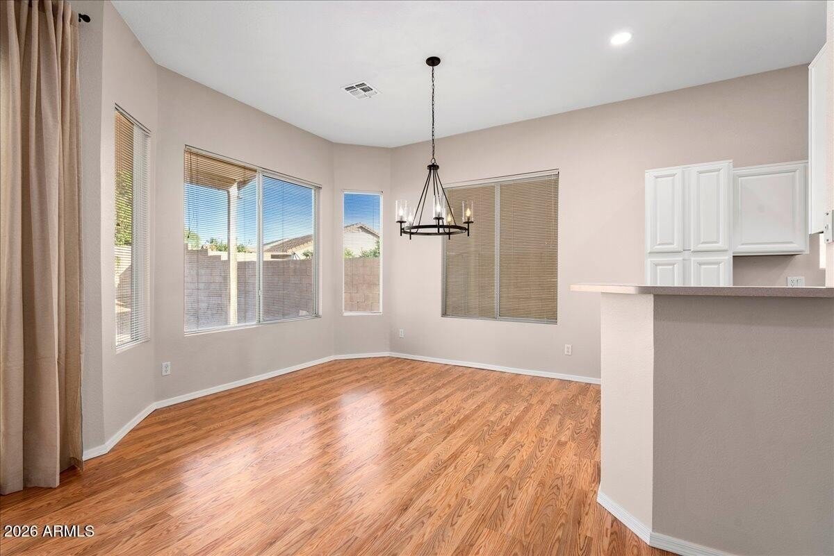 24225 N 39th Ave - Photo 7 of 28