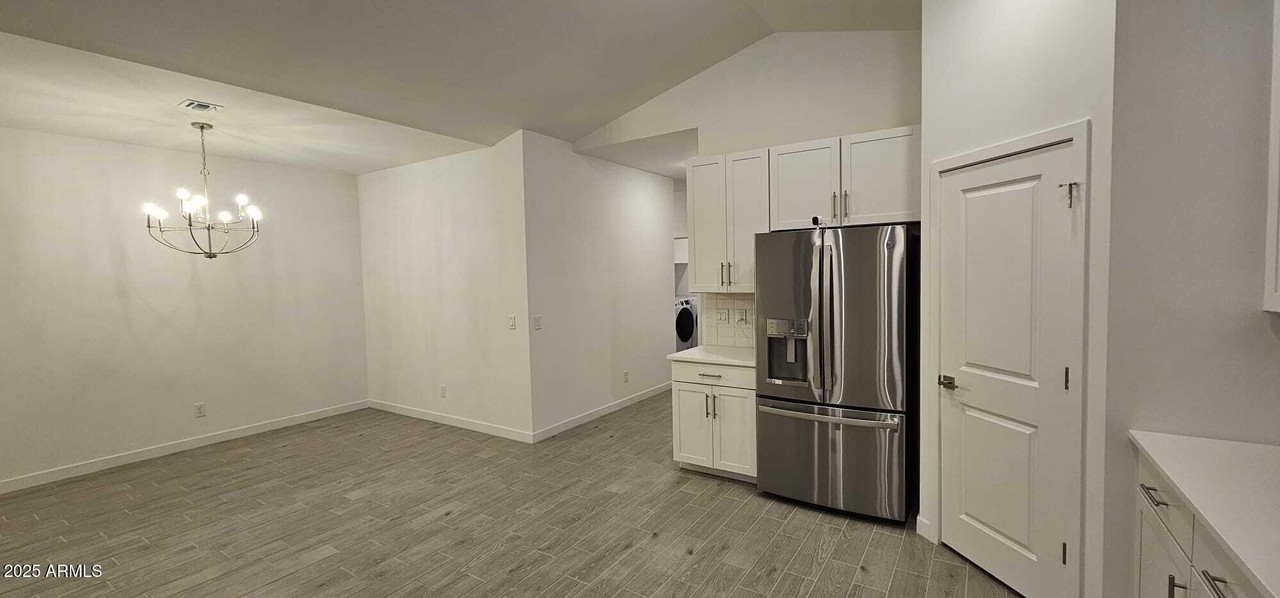 7959 W Hayward Ave - Photo 6 of 21