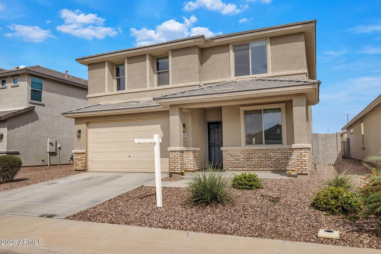 21610 W Ashleigh Marie St - Photo 5 of 50
