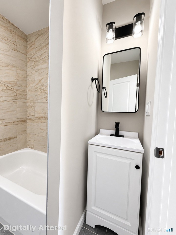 542 Beechmont Ave #2ndFL - Photo 7 of 34