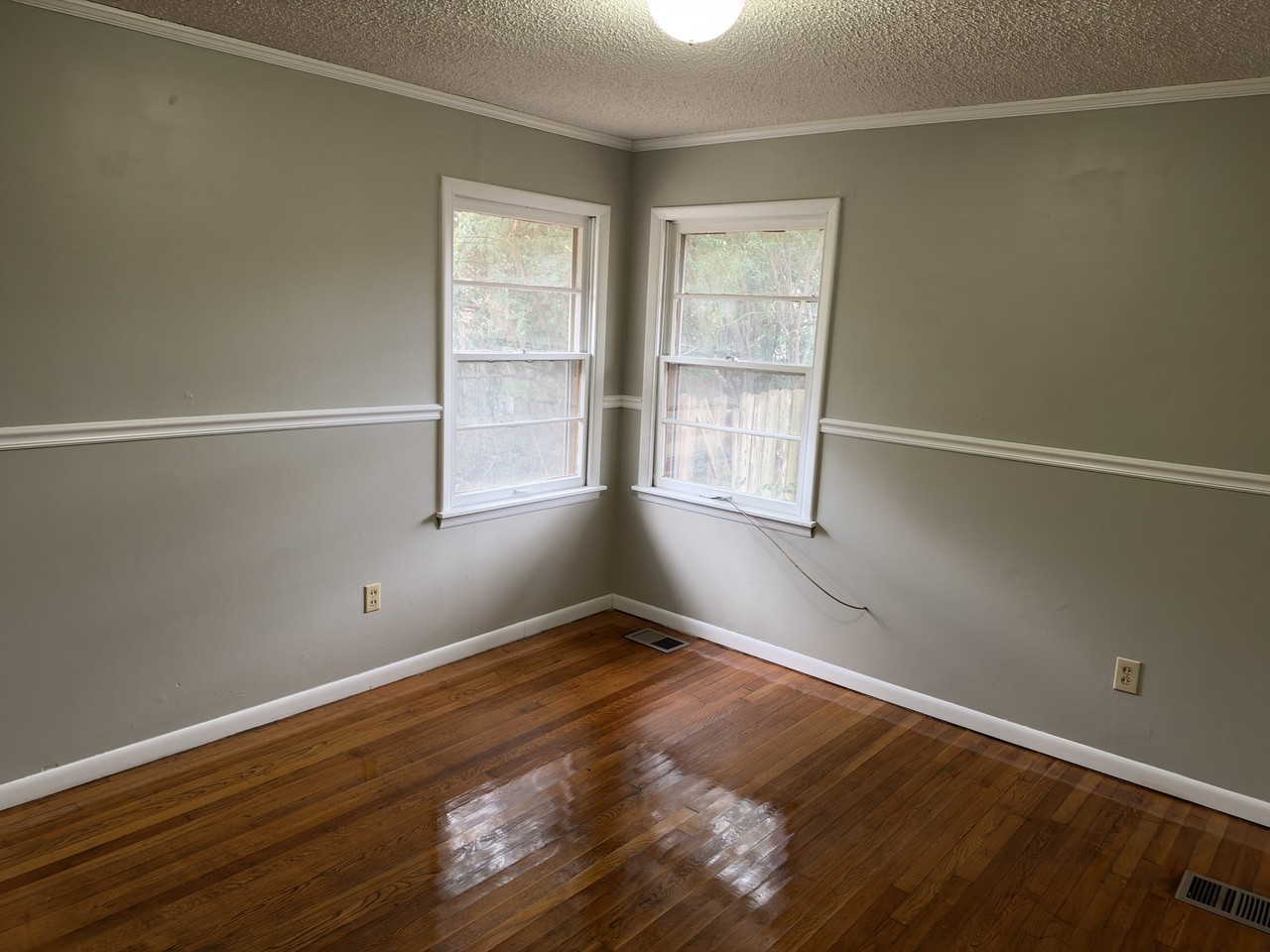 725 Valley Dr #1 - Photo 6 of 7