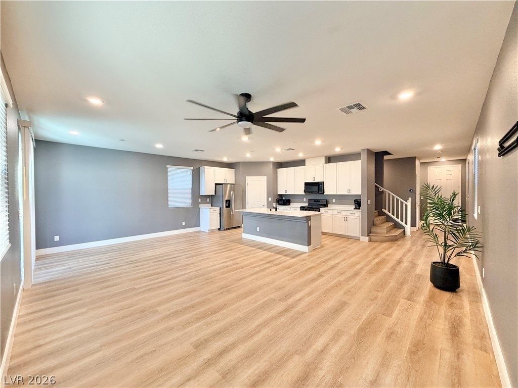 7661 Mojave Wind Ave - Photo 4 of 38