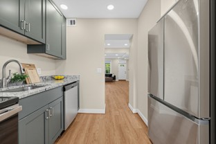 633 18th St Ne #1 - Photo 1 of 1