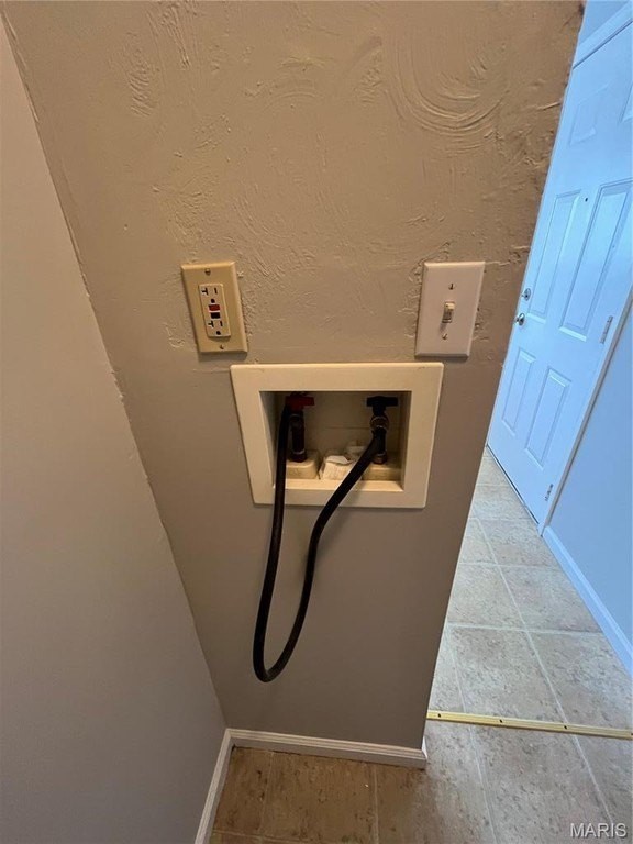 1007 W Nixon Dr - Photo 6 of 15