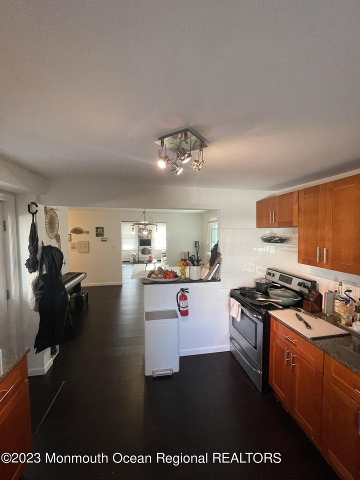 45 Linden Pl - Photo 5 of 9