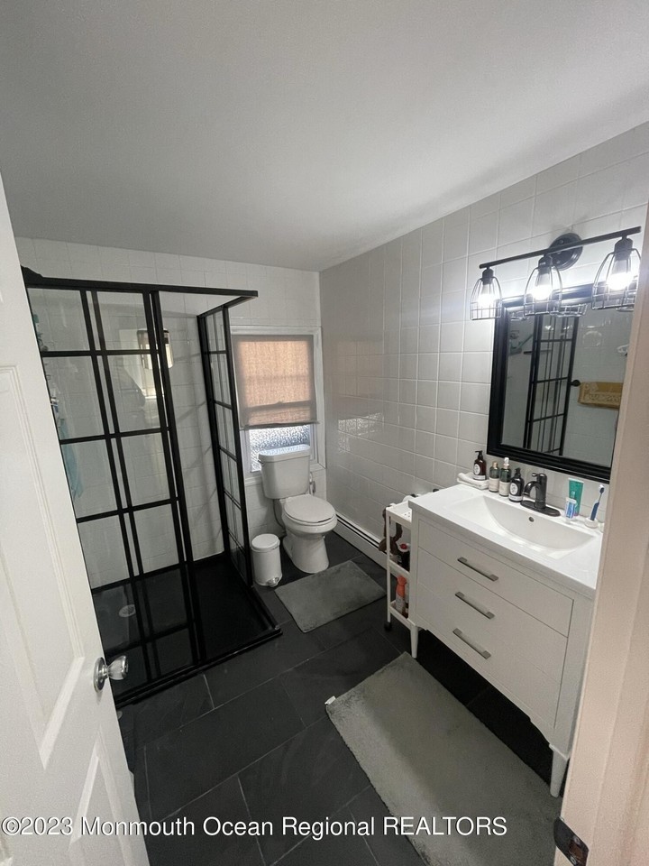 45 Linden Pl - Photo 6 of 9