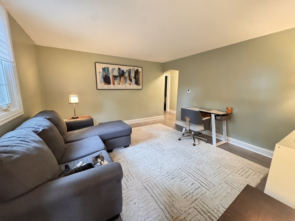 1541 1/2 Monroe Ave #B - Photo 6 of 22