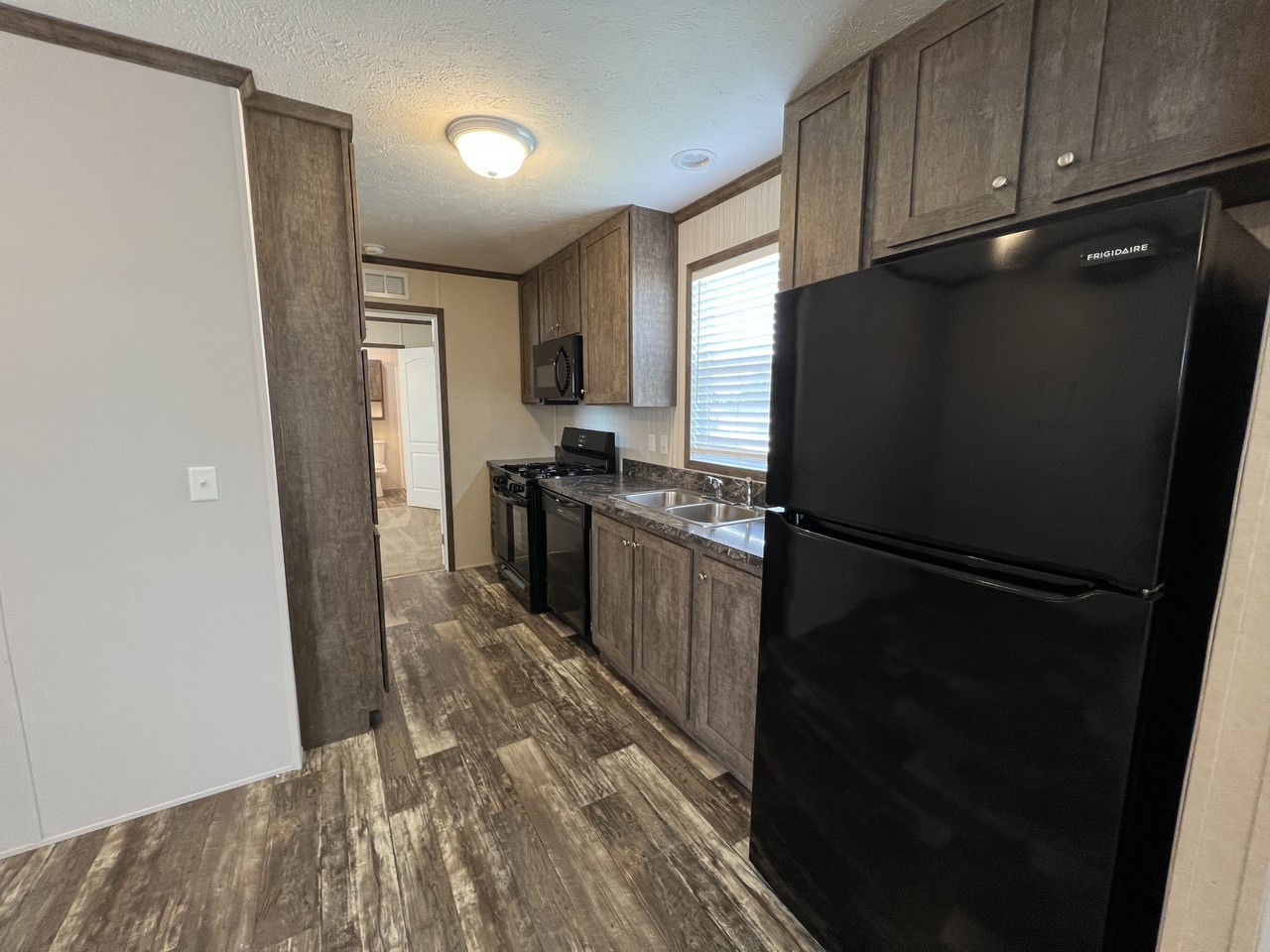 228 Magnolia #228