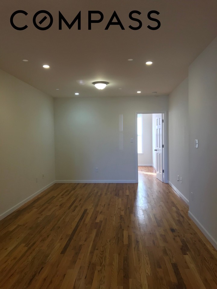 247 58th St #3R - Photo 3 of 7