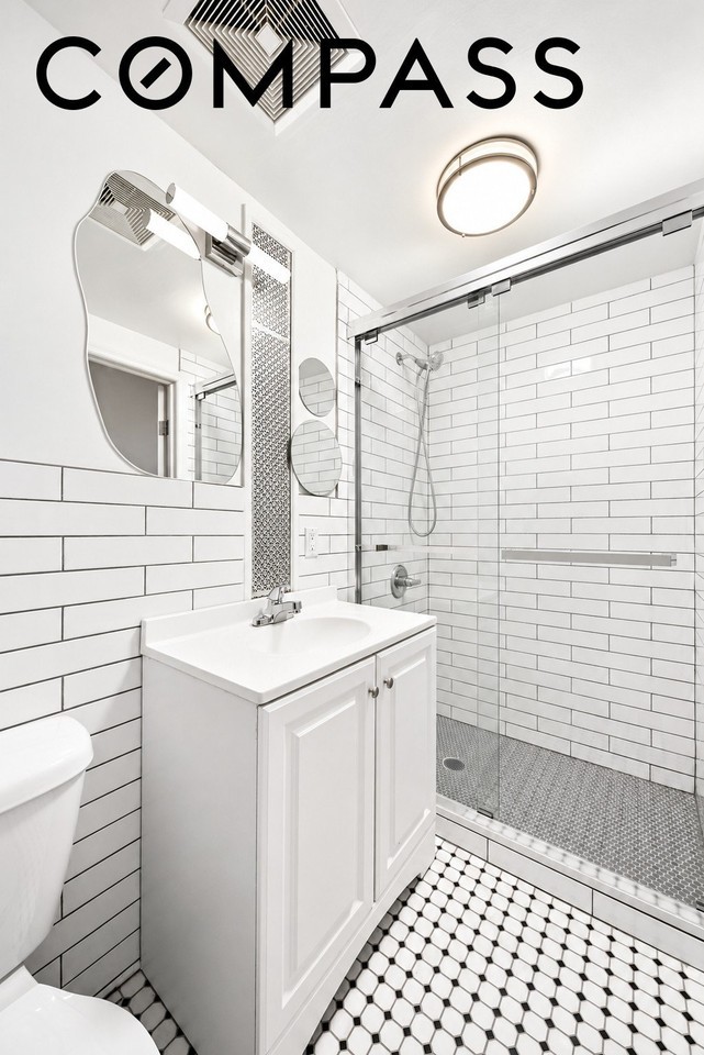 460 9th St #1 - Photo 7 of 9