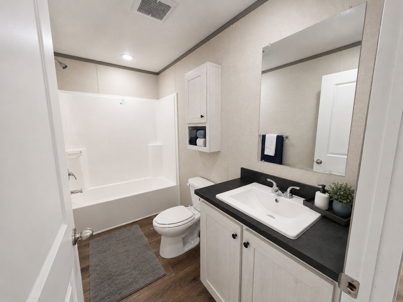 25138 Nuway Ave #113 - Photo 7 of 12
