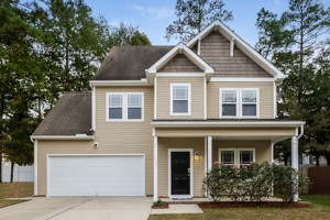 featured image of 3915 Landover Ln
