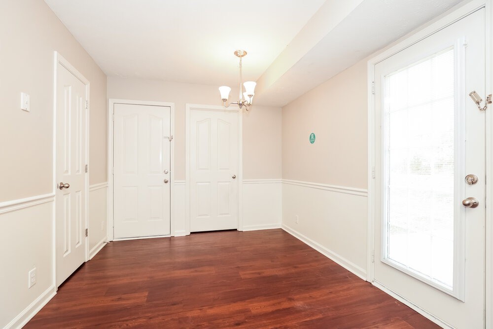 984 Tom Hailey Blvd - Photo 7 of 17