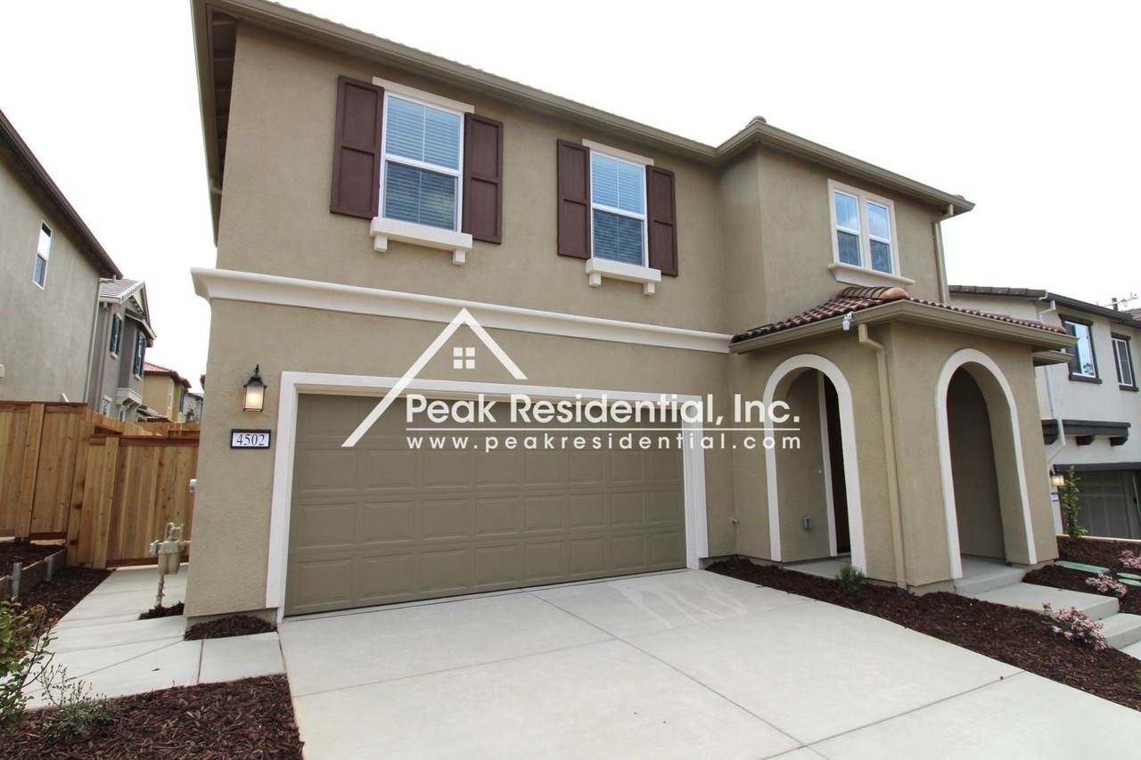 4502 Gray Lodge Loop - Photo 2 of 32