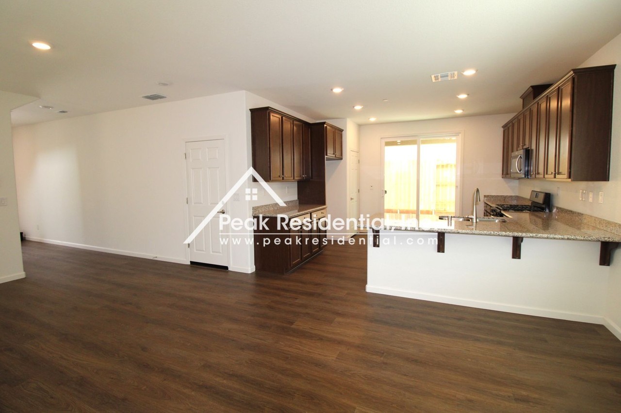 4502 Gray Lodge Loop - Photo 7 of 32