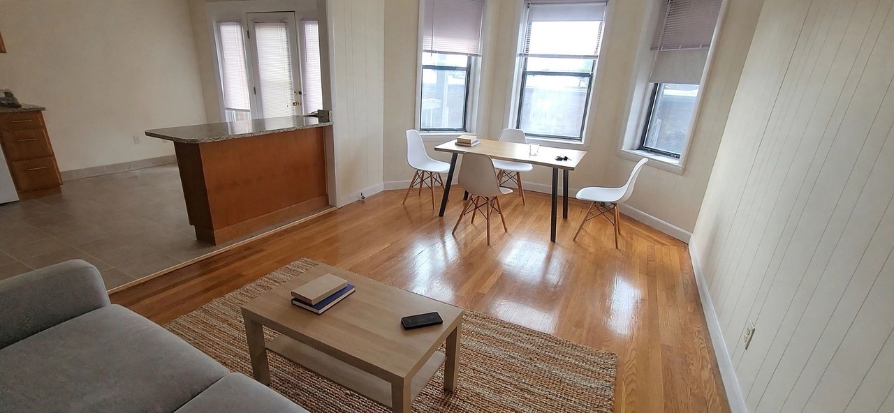 1126 Commonwealth Ave - Photo 3 of 13