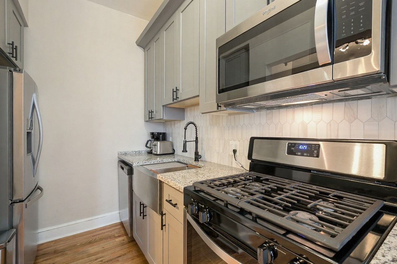 2004 15th St Nw #1696383P - Photo 5 of 16
