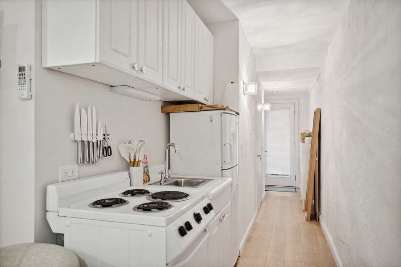 1418 1/2 Rhode Island Ave Nw #1696387P - Photo 3 of 6