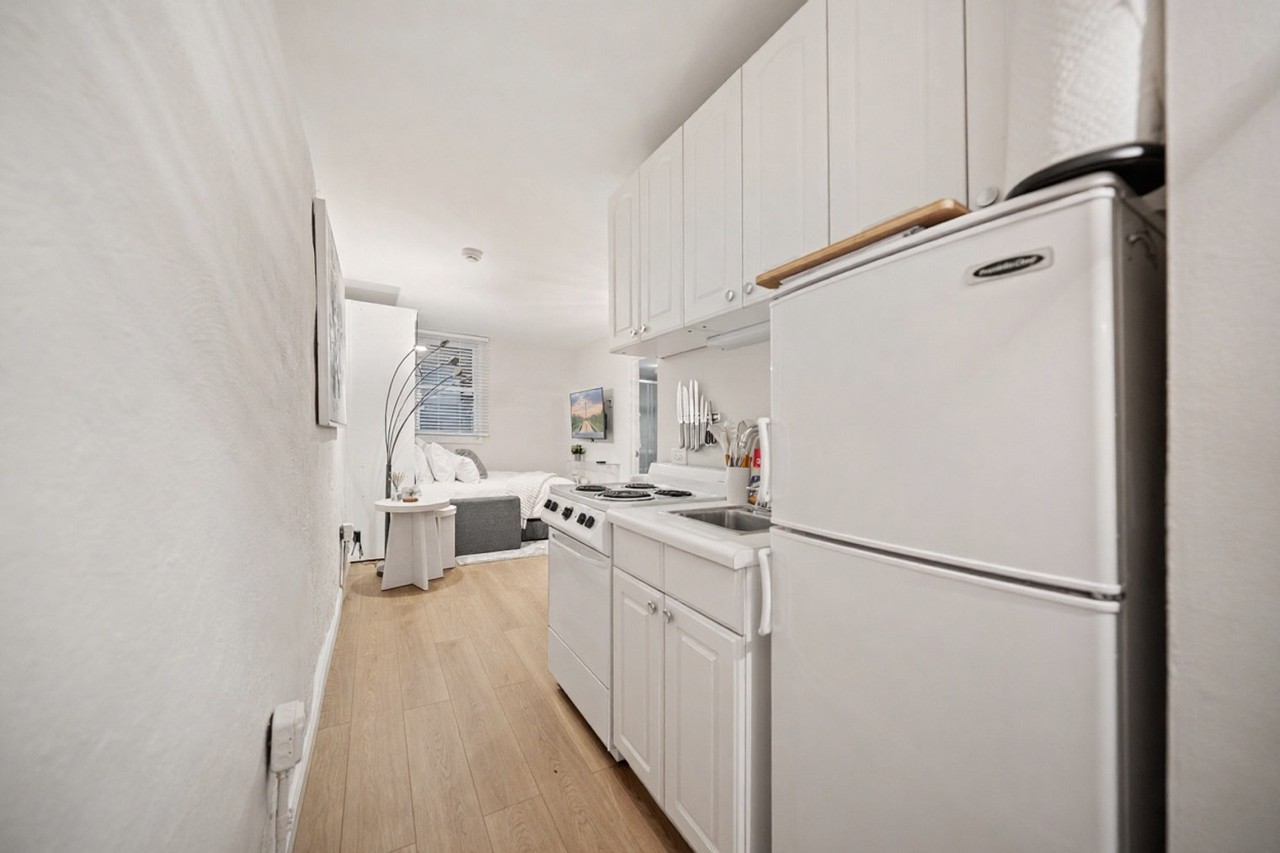 1418 1/2 Rhode Island Ave Nw #1696387P - Photo 4 of 6