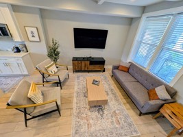 featured image of 1312 Montello Ave Ne