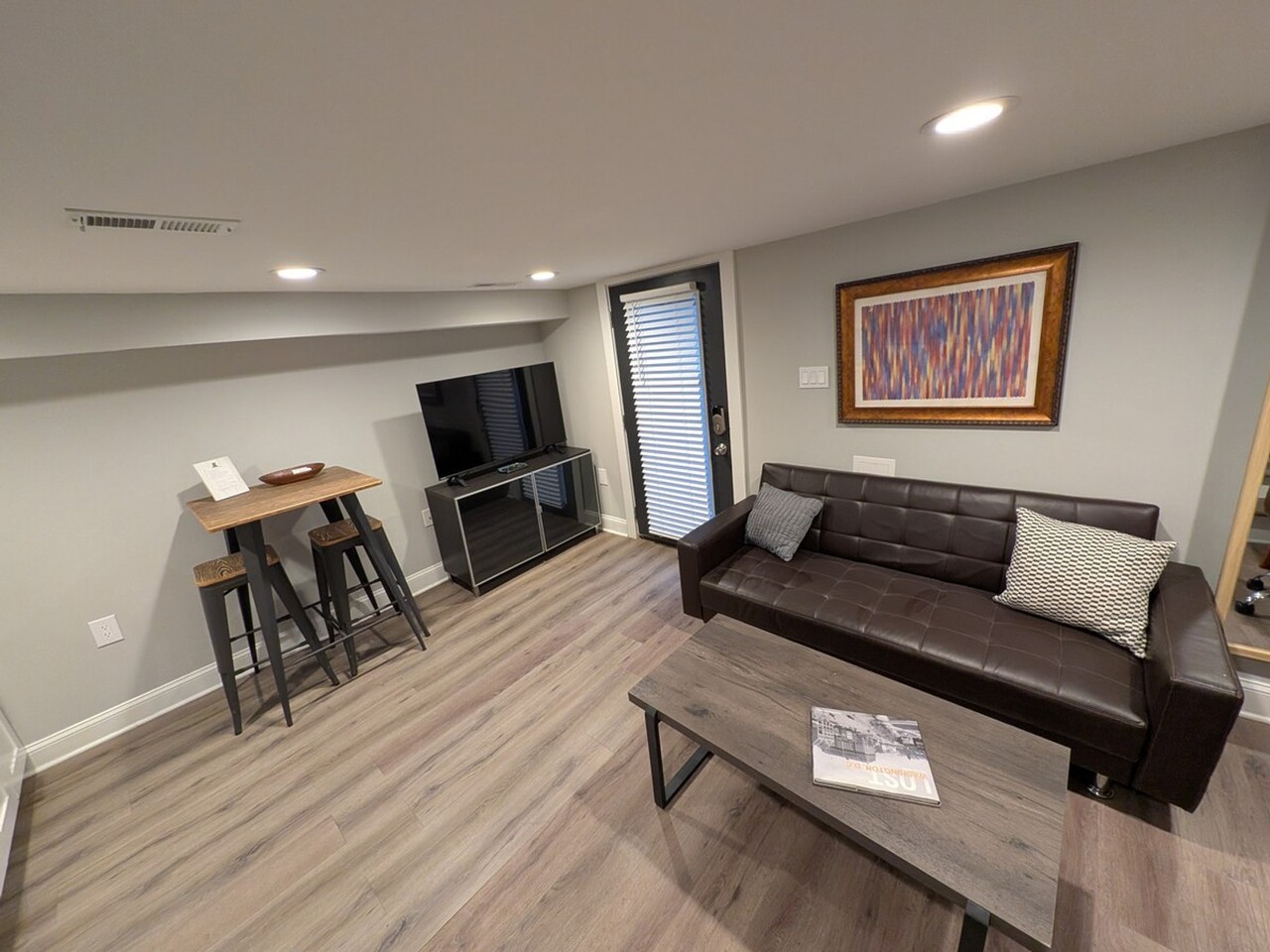 1312 Montello Avenue Northeast - Photo 4 of 25