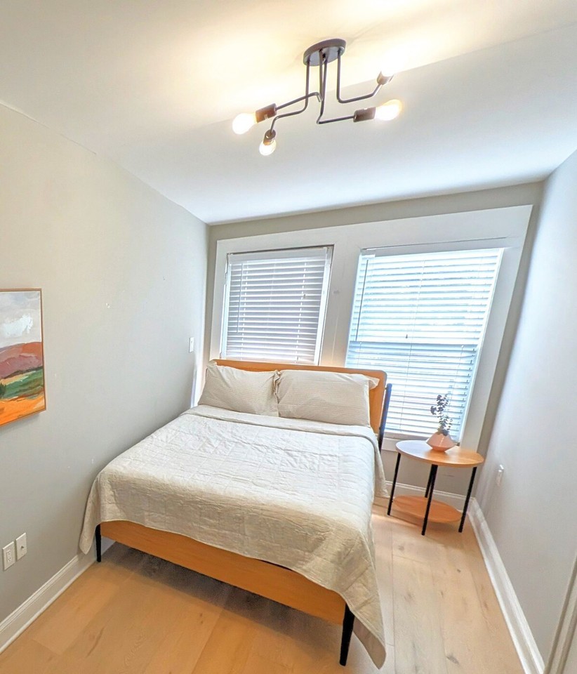 1312 Montello Avenue Northeast - Photo 7 of 25