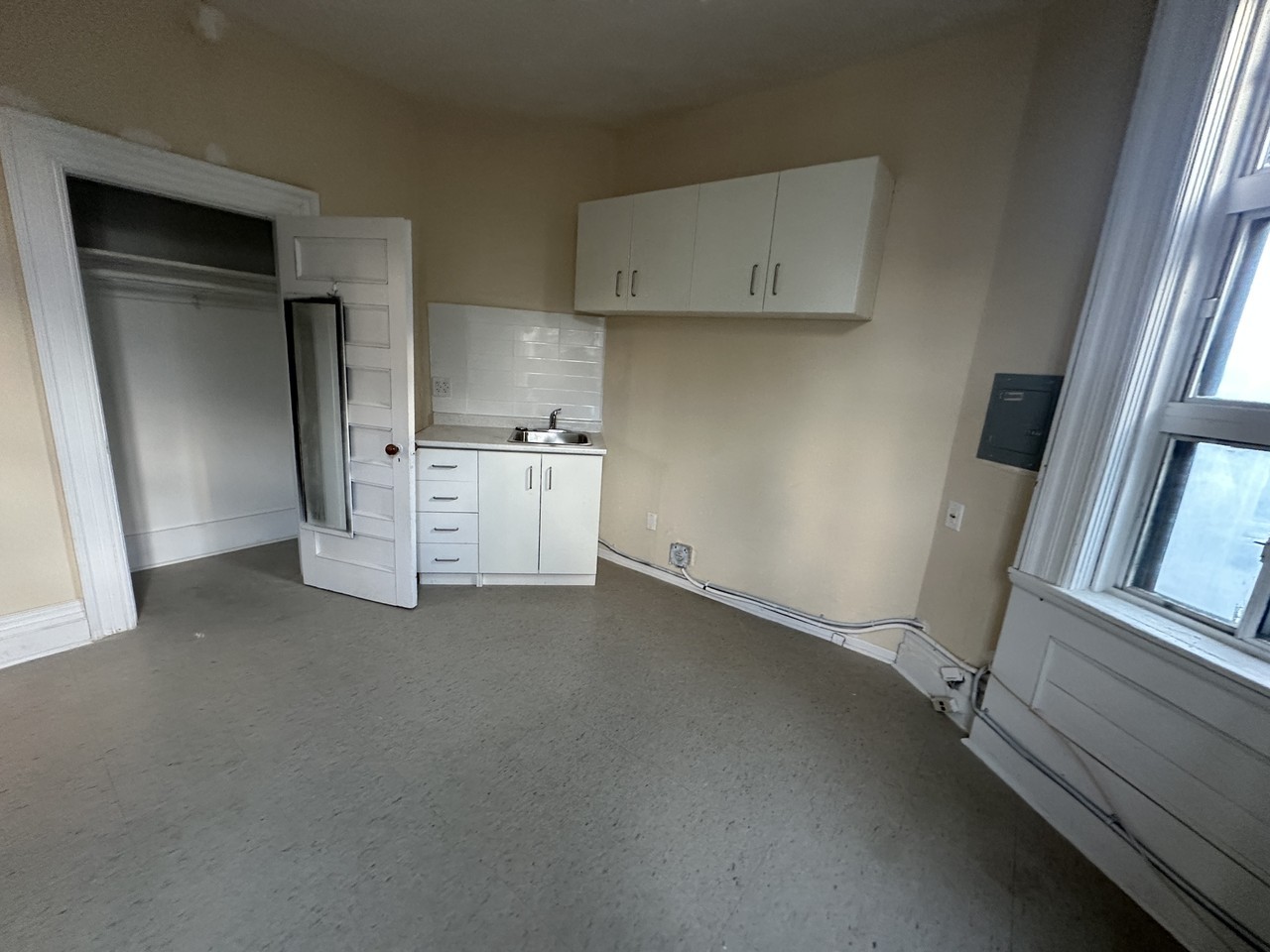 2190 Gerrard Street East #2B - Photo 3 of 6