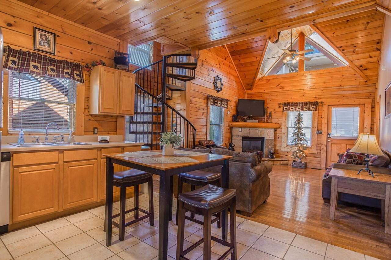415 Big Bear Way #1590568P - Photo 6 of 31