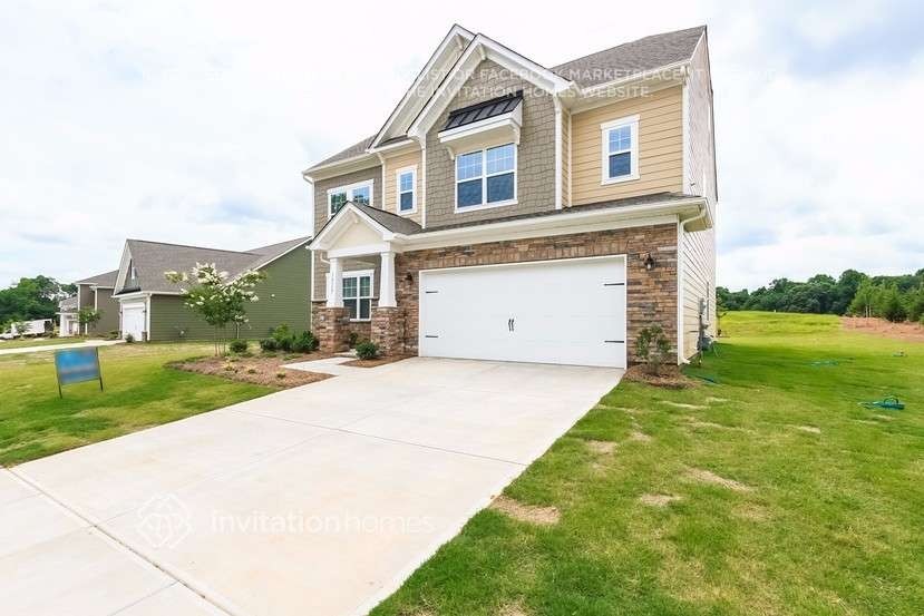 16117 Foreleigh Rd - Photo 2 of 27
