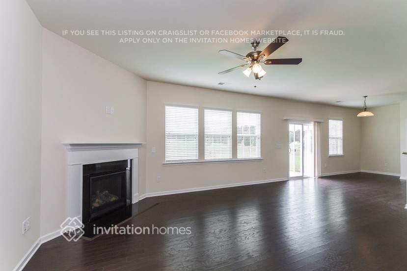 16117 Foreleigh Rd - Photo 3 of 27