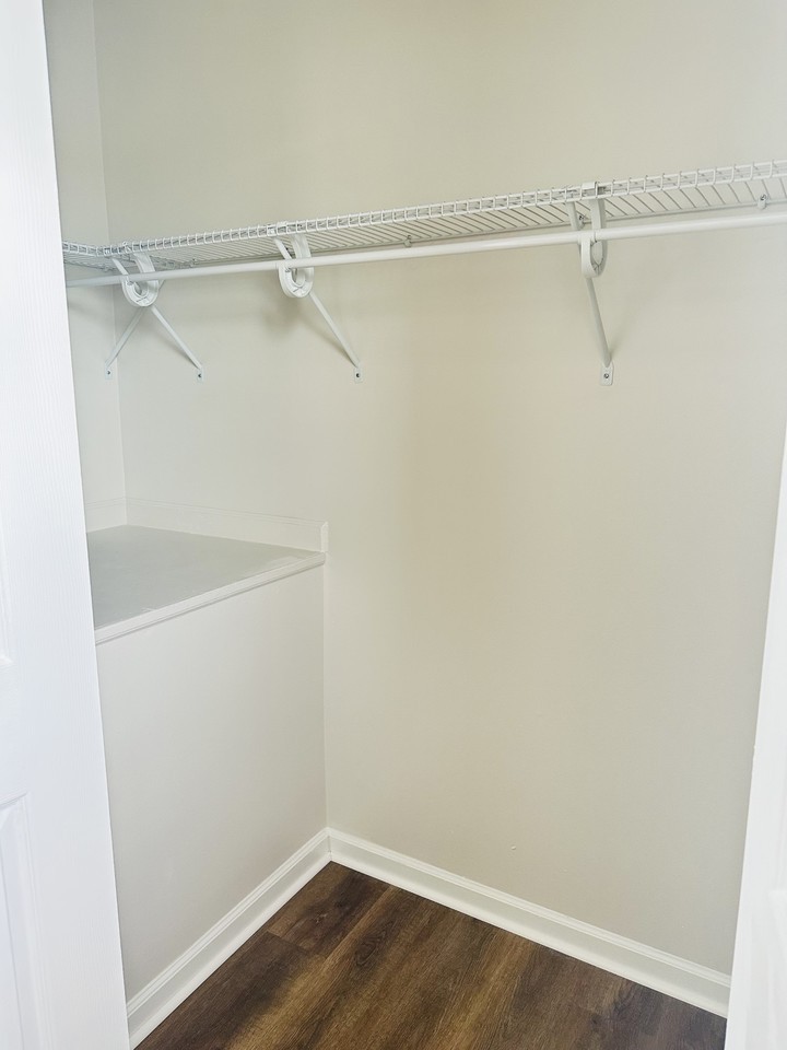 1740 Ivy St #153 - Photo 7 of 8