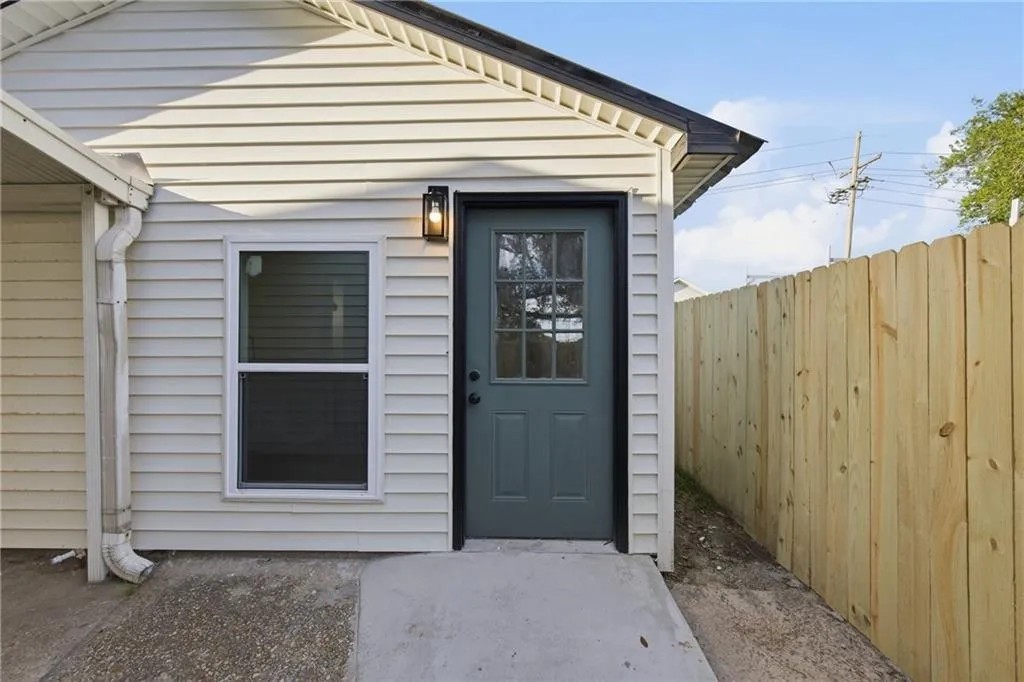 7223A Friscoville Ave #1 - Photo 6 of 9
