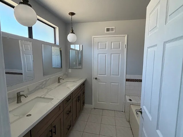 20447 Arminta St - Photo 3 of 19