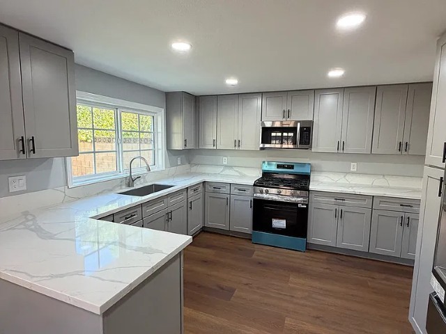 20447 Arminta St - Photo 6 of 19