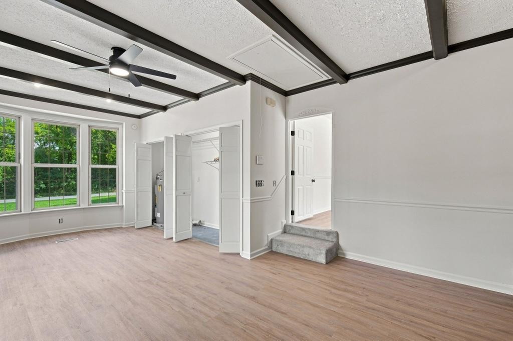 113 Gospel St - Photo 4 of 20
