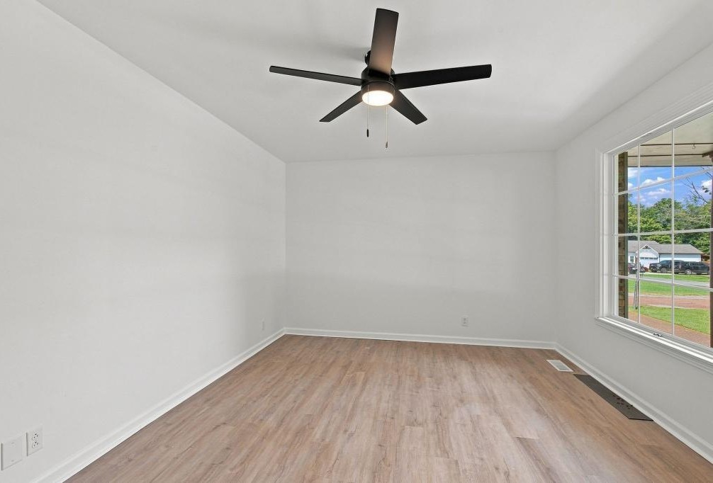 113 Gospel St - Photo 7 of 20