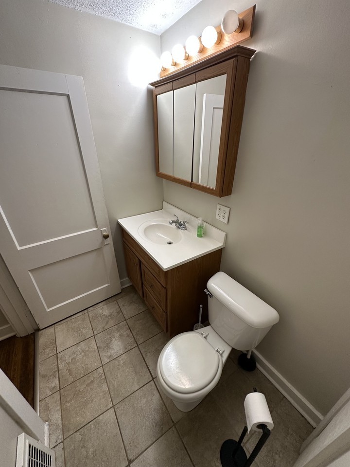 190 Kearns Ave #192 - Photo 7 of 16