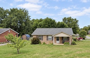 featured image of 1039 Plainview Dr