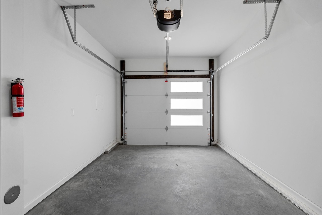 537 Bellamy Ln #H4 - Photo 4 of 19