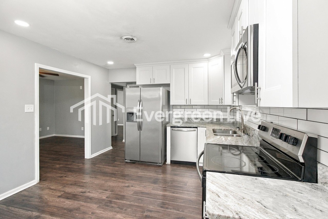 3508 Bainbridge Blvd - Photo 5 of 15
