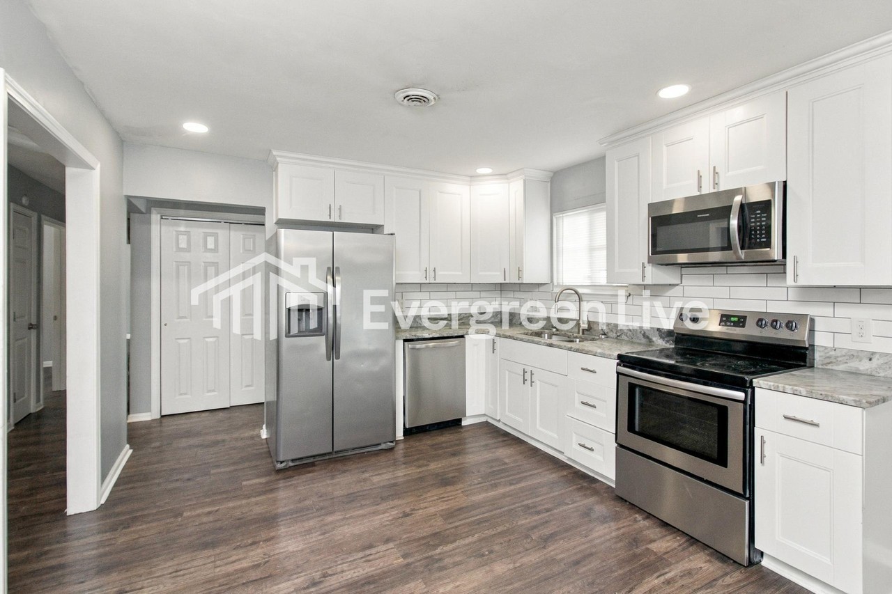 3508 Bainbridge Blvd - Photo 6 of 15