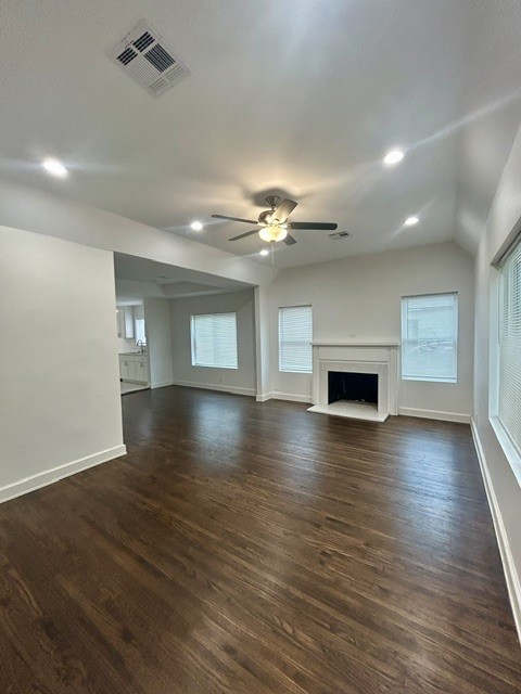 1224 S Columbia Ave - Photo 4 of 10