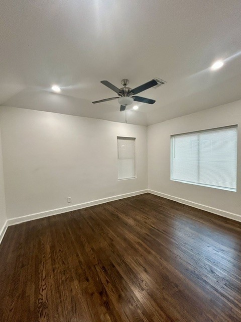 1224 S Columbia Ave - Photo 5 of 10