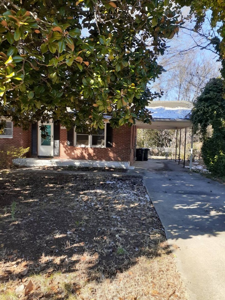 3203 Conrad St - Photo 2 of 12