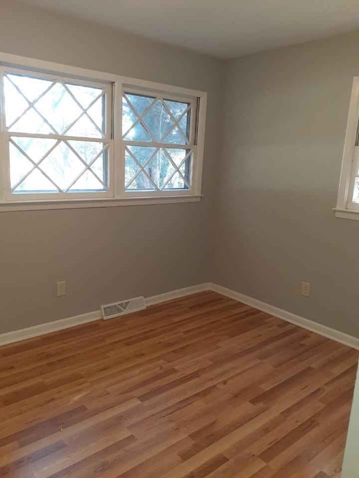 3203 Conrad St - Photo 6 of 12