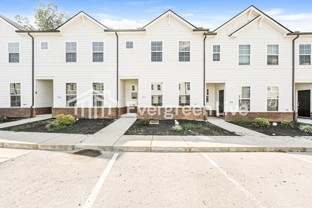 917 Hamilton Crossing Sq - Photo 1 of 1